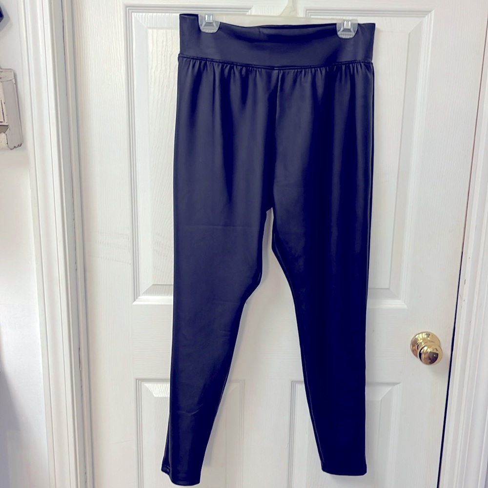 Merona faux leather leggings - size L
